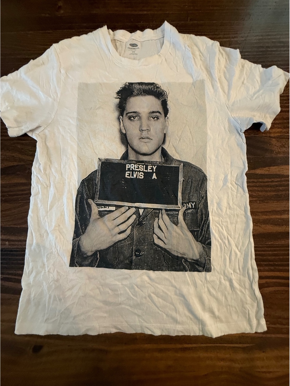 Old Navy Elvis Presley Collectabilitees White Graphic T-Shirt Small